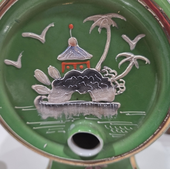 7 Pcs Moriyama Mori-Machi Japan Porcelain Sake Decanter Barrel & Cups 1926-1929 - Picture 15 of 17